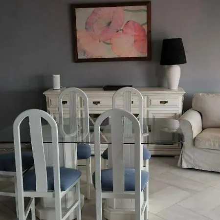 Puerto Marina Apartment